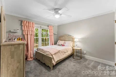 1032 Dan Maples Drive Cramerton NC 28032