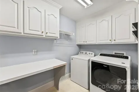 1032 Dan Maples Drive Cramerton NC 28032
