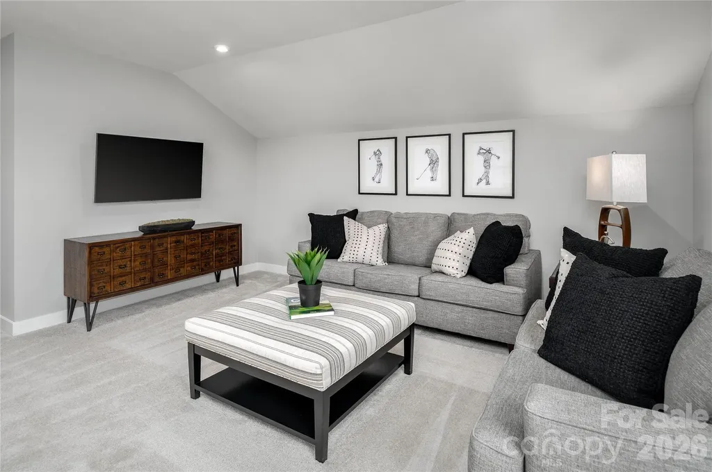 1007 Heathway Drive Charlotte NC 28213