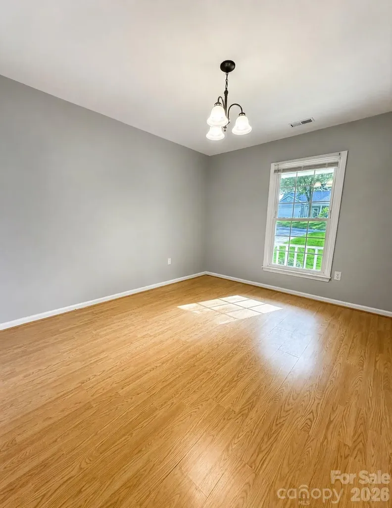 8826 Leipzig Drive Charlotte NC 28210