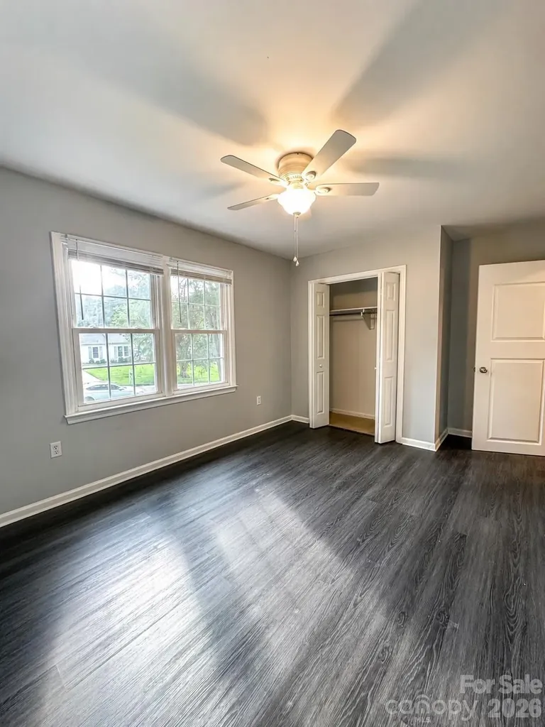 8826 Leipzig Drive Charlotte NC 28210