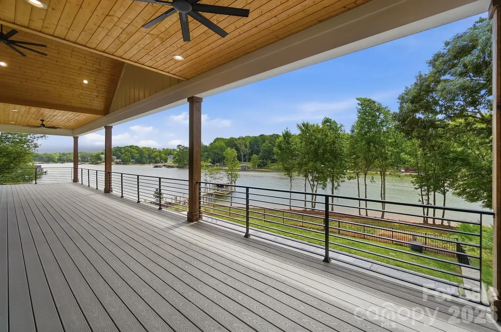 110 Zwilling Court Troutman NC 28166