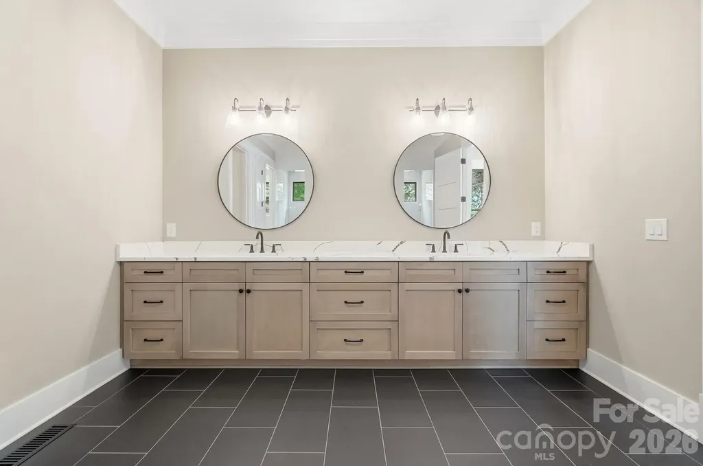 110 Zwilling Court Troutman NC 28166