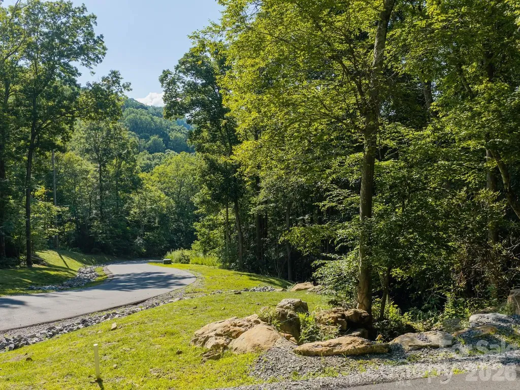 1230 Arborcrest Way Swannanoa NC 28778