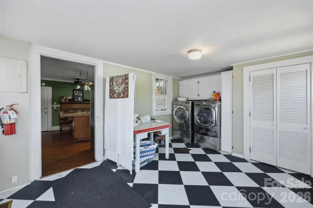 1670 Southwest Boulevard Newton NC 28658