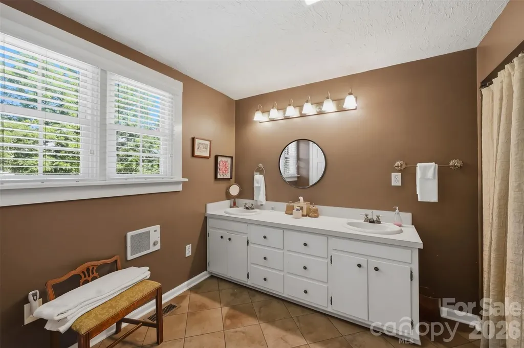 1670 Southwest Boulevard Newton NC 28658