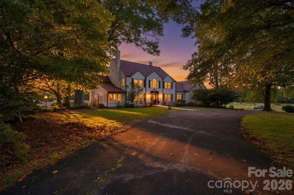 1670 Southwest Boulevard Newton NC 28658