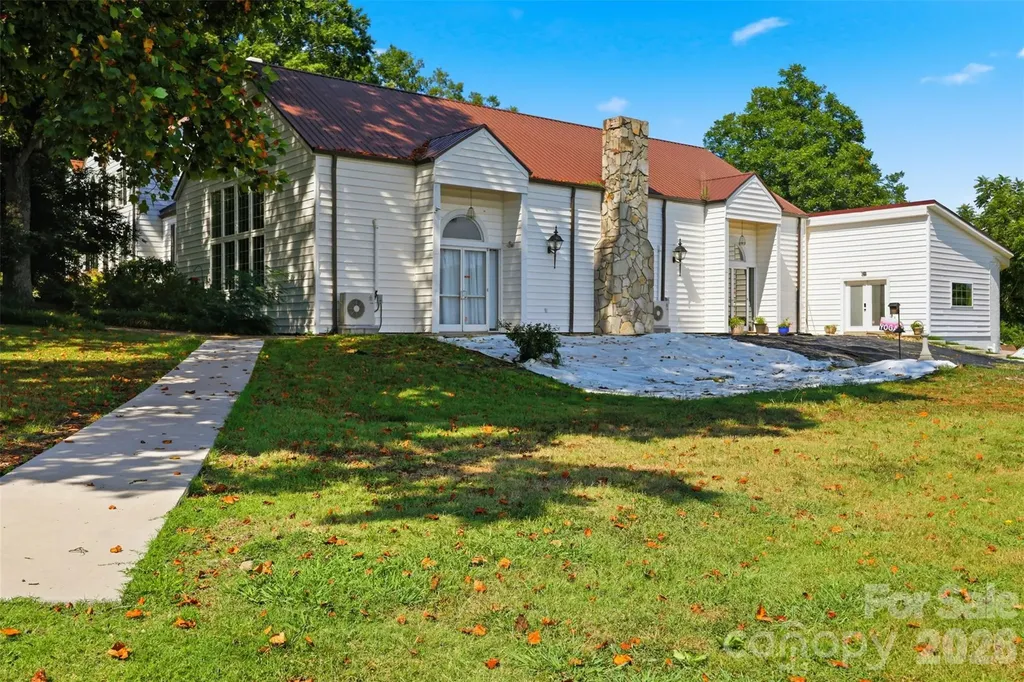 1670 Southwest Boulevard Newton NC 28658