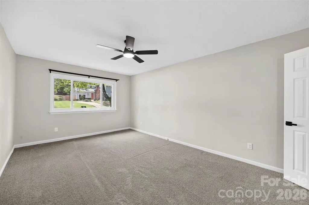 6719 Montezuma Trail Charlotte NC 28227