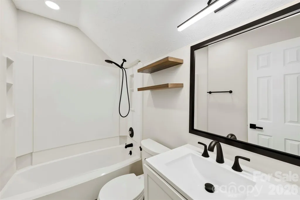 6719 Montezuma Trail Charlotte NC 28227