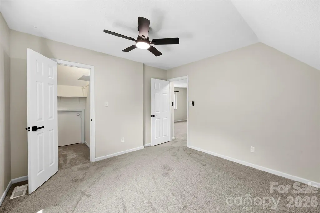 6719 Montezuma Trail Charlotte NC 28227
