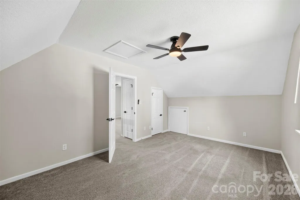 6719 Montezuma Trail Charlotte NC 28227