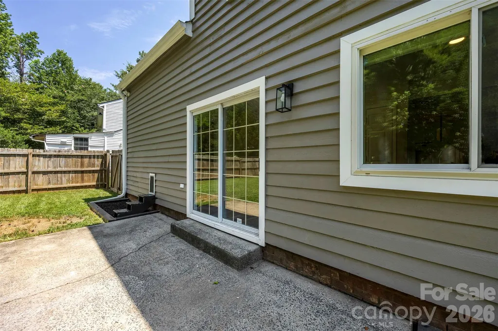 6719 Montezuma Trail Charlotte NC 28227