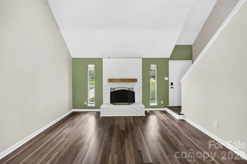 6719 Montezuma Trail Charlotte NC 28227