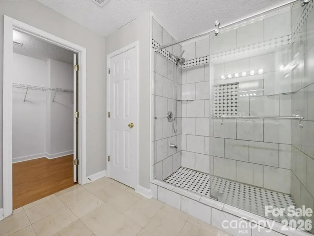 1968 8th Street Lane SE Hickory NC 28602