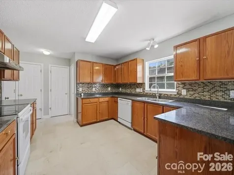 1968 8th Street Lane SE Hickory NC 28602