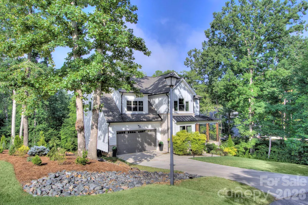 6672 Maple Spring Court Denver NC 28037