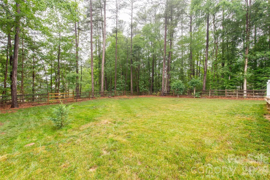 12819 Matisse Lane Charlotte NC 28215