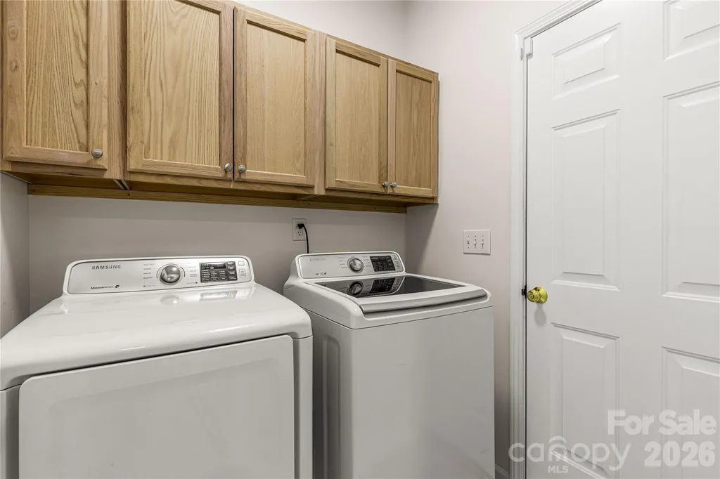 12819 Matisse Lane Charlotte NC 28215