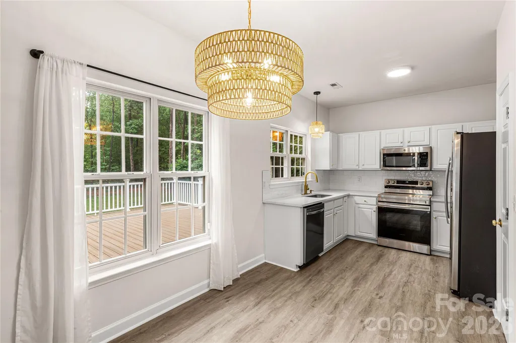 12819 Matisse Lane Charlotte NC 28215