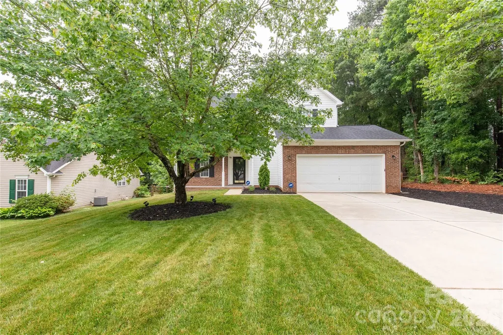 12819 Matisse Lane Charlotte NC 28215