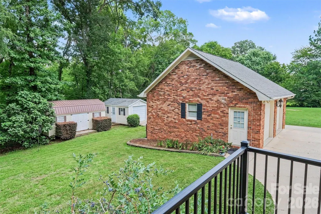 3831 Amarillo Drive SW Concord NC 28027
