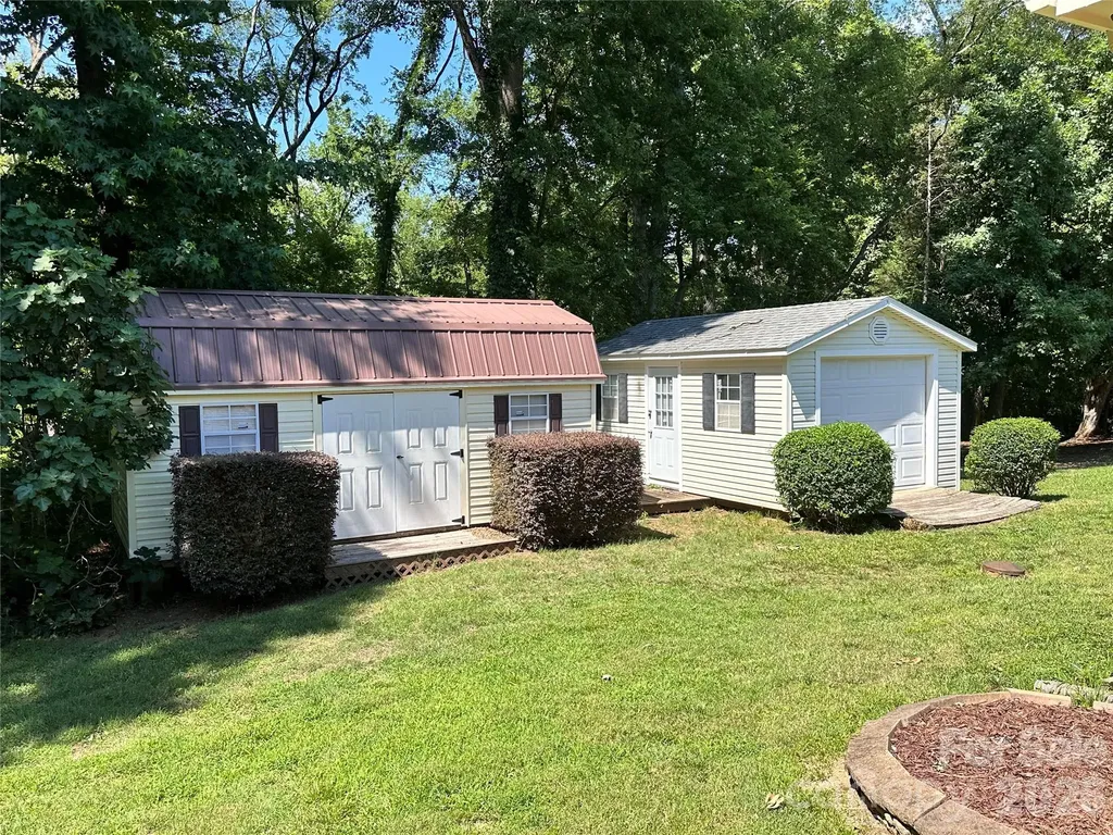 3831 Amarillo Drive SW Concord NC 28027