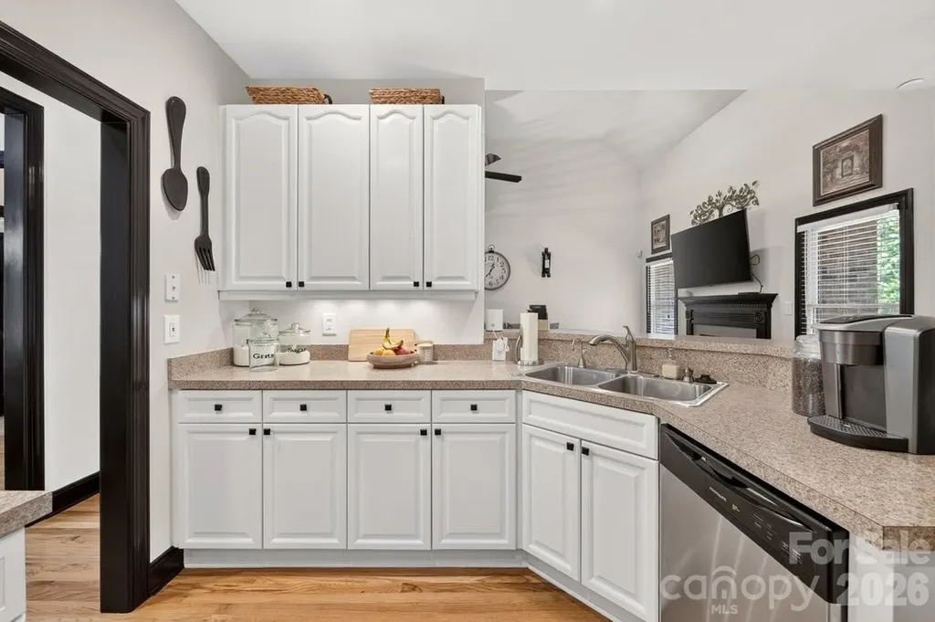 2916 Ed Reid Street Charlotte NC 28216