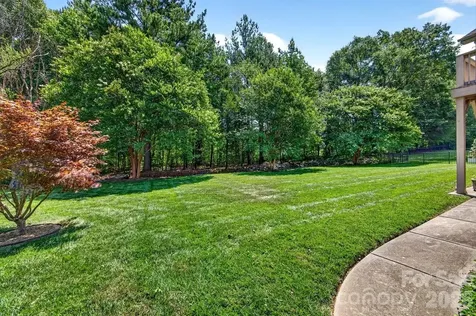 2916 Ed Reid Street Charlotte NC 28216