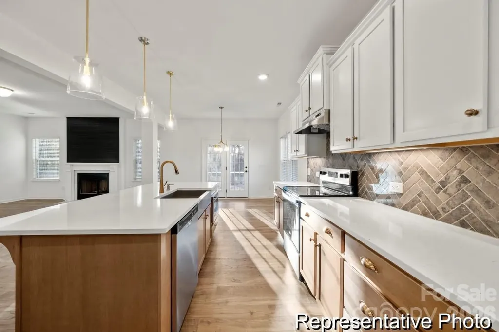 120 Pembroke Way Albemarle NC 28001