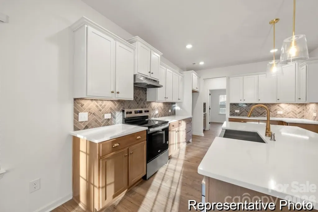 120 Pembroke Way Albemarle NC 28001