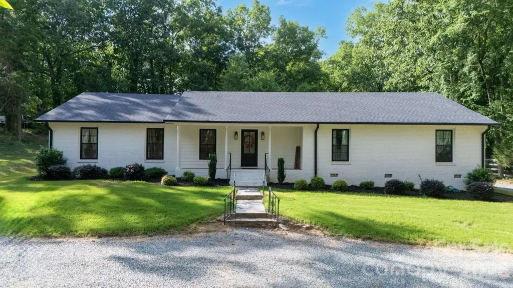 215 Ridgewood Drive Monroe NC 28112