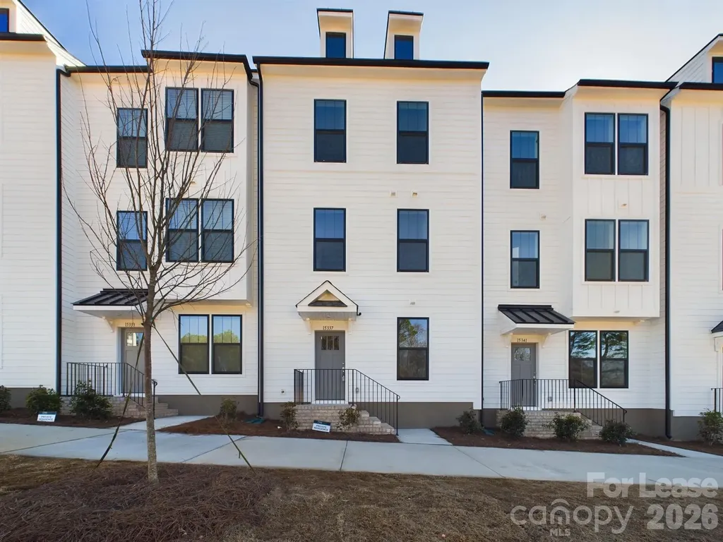 15337 Ballancroft Parkway Charlotte NC 28277