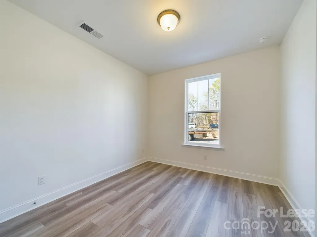 15337 Ballancroft Parkway Charlotte NC 28277