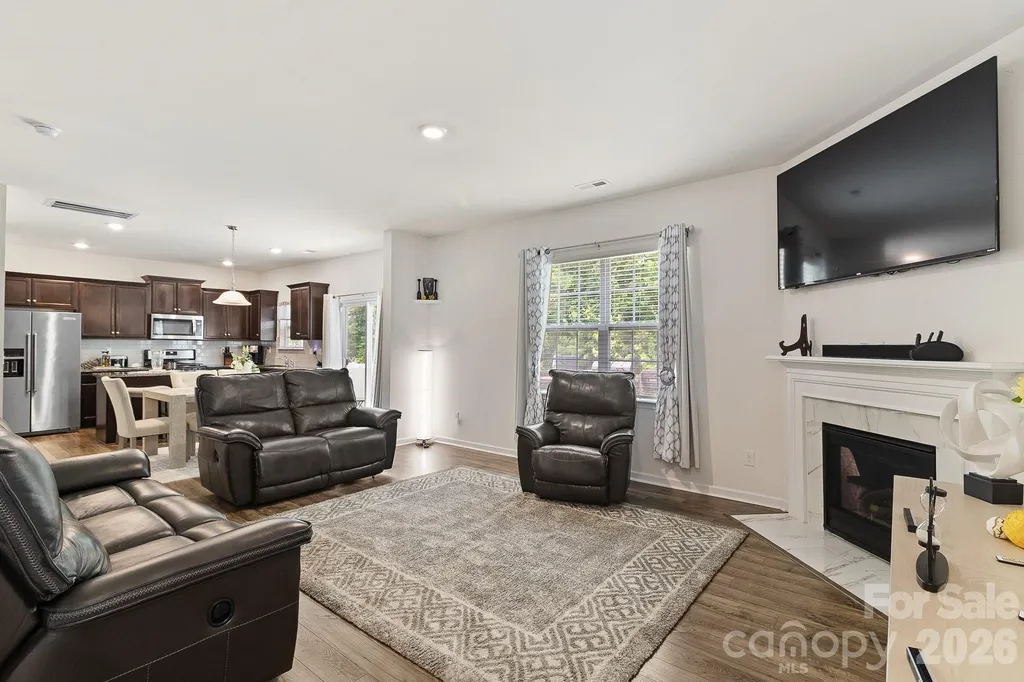 9836 Oak Barrel Lane Charlotte NC 28215