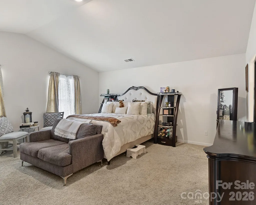 9836 Oak Barrel Lane Charlotte NC 28215