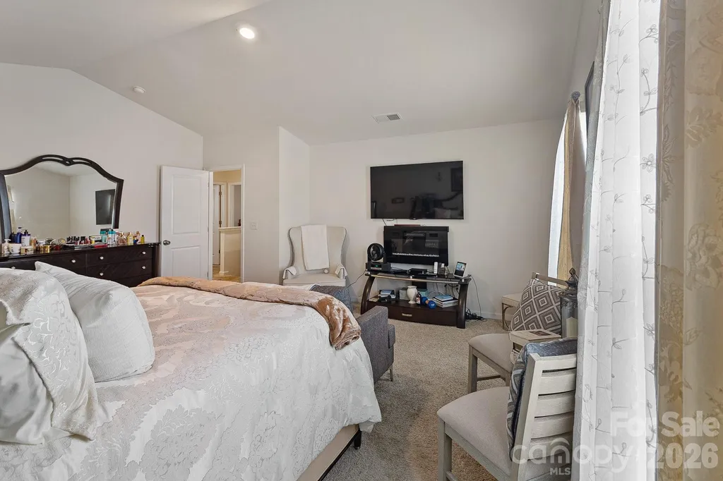 9836 Oak Barrel Lane Charlotte NC 28215