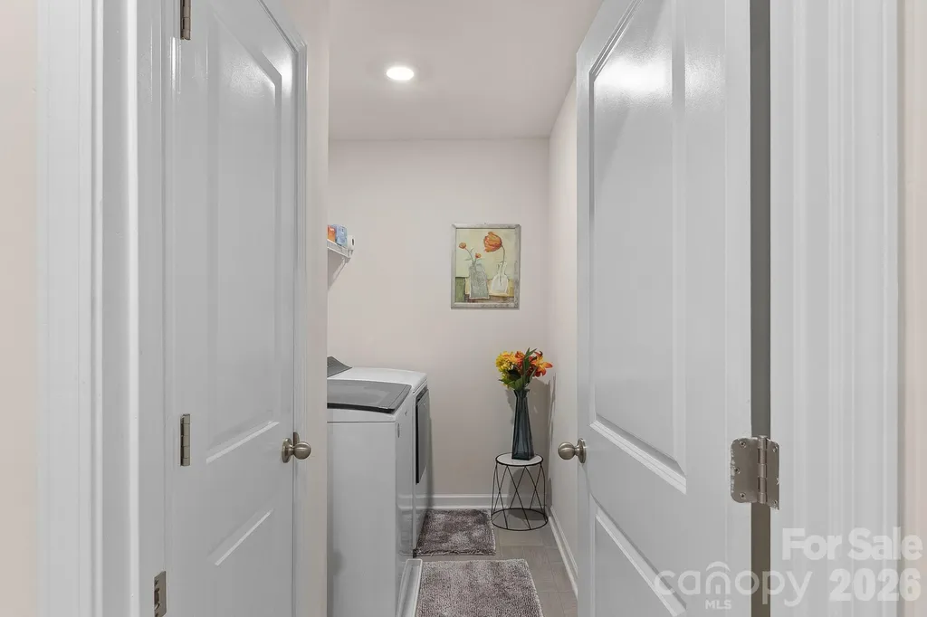 9836 Oak Barrel Lane Charlotte NC 28215