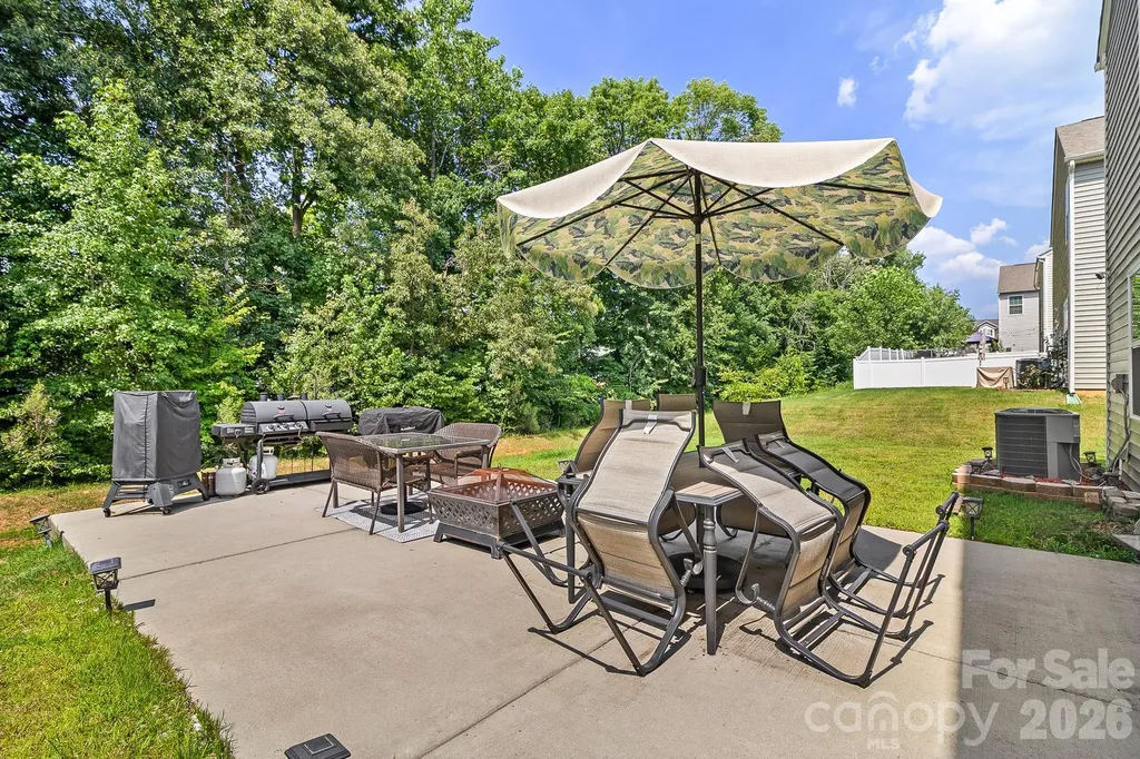 9836 Oak Barrel Lane Charlotte NC 28215