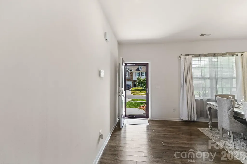 9836 Oak Barrel Lane Charlotte NC 28215