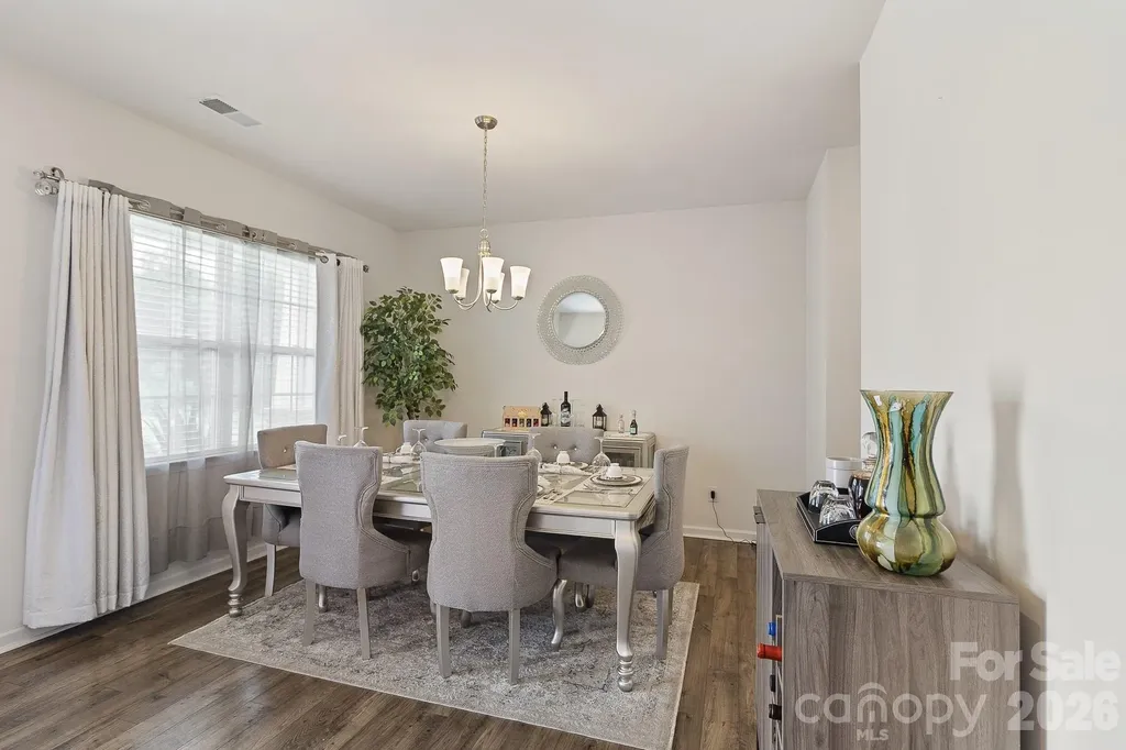 9836 Oak Barrel Lane Charlotte NC 28215