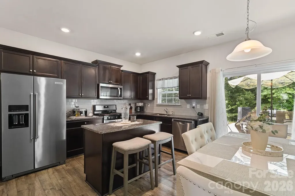 9836 Oak Barrel Lane Charlotte NC 28215
