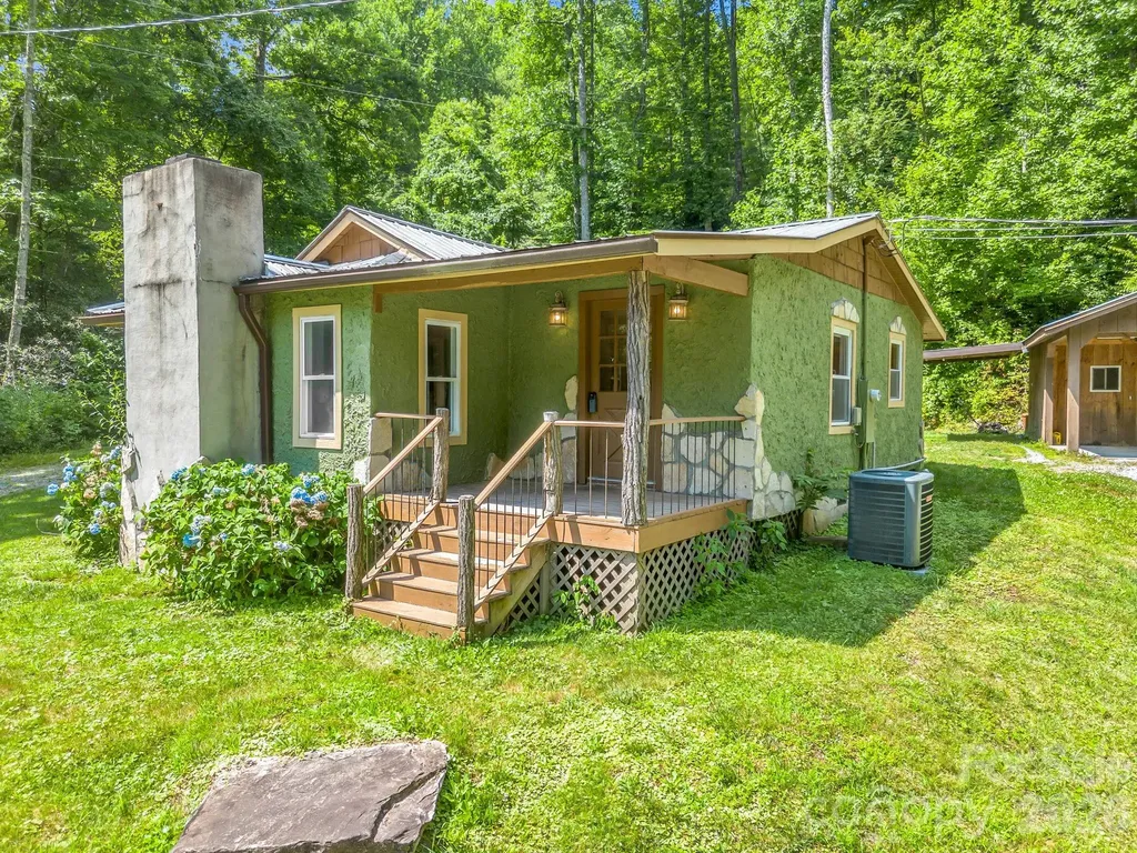 216 Aiken Road Rosman NC 28772