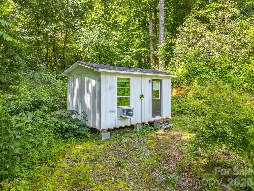 216 Aiken Road Rosman NC 28772