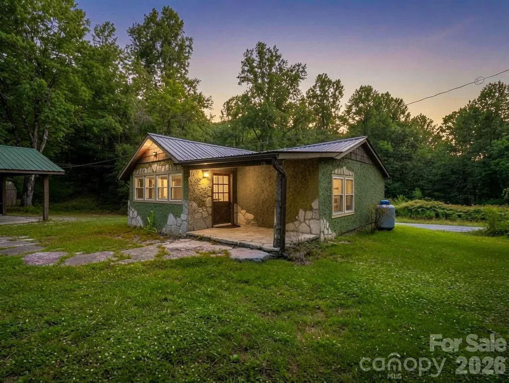 216 Aiken Road Rosman NC 28772