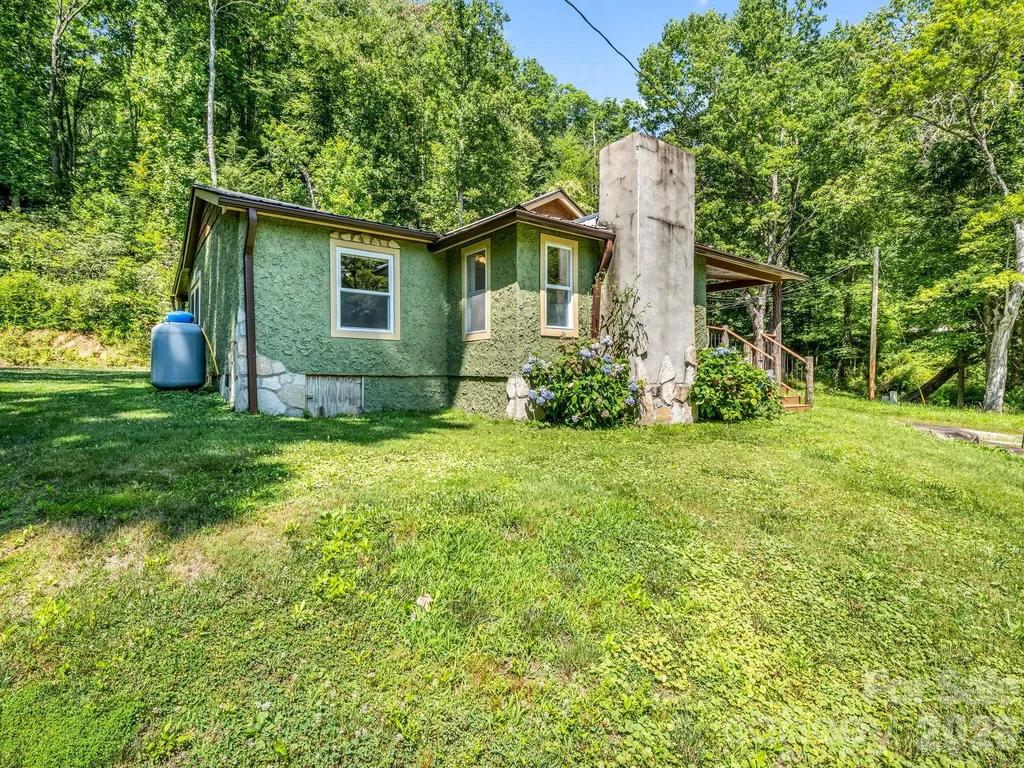 216 Aiken Road Rosman NC 28772