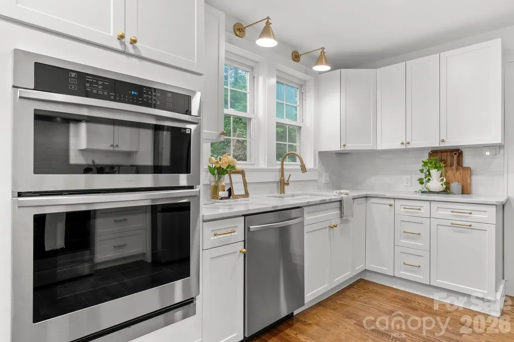 625 4th Street Drive NW Hickory NC 28601