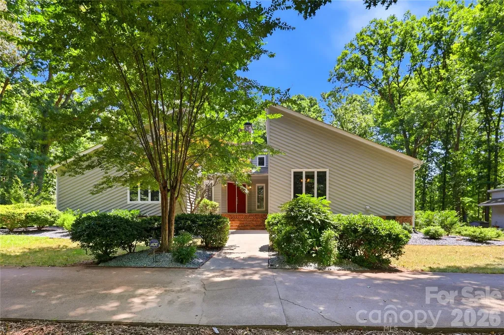 229 Cari Lane Matthews NC 28104