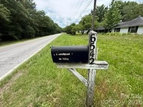 6542 Highway 341 Highway Kershaw SC 29067