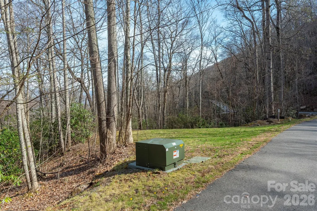 1279 Arborcrest Way Swannanoa NC 28778